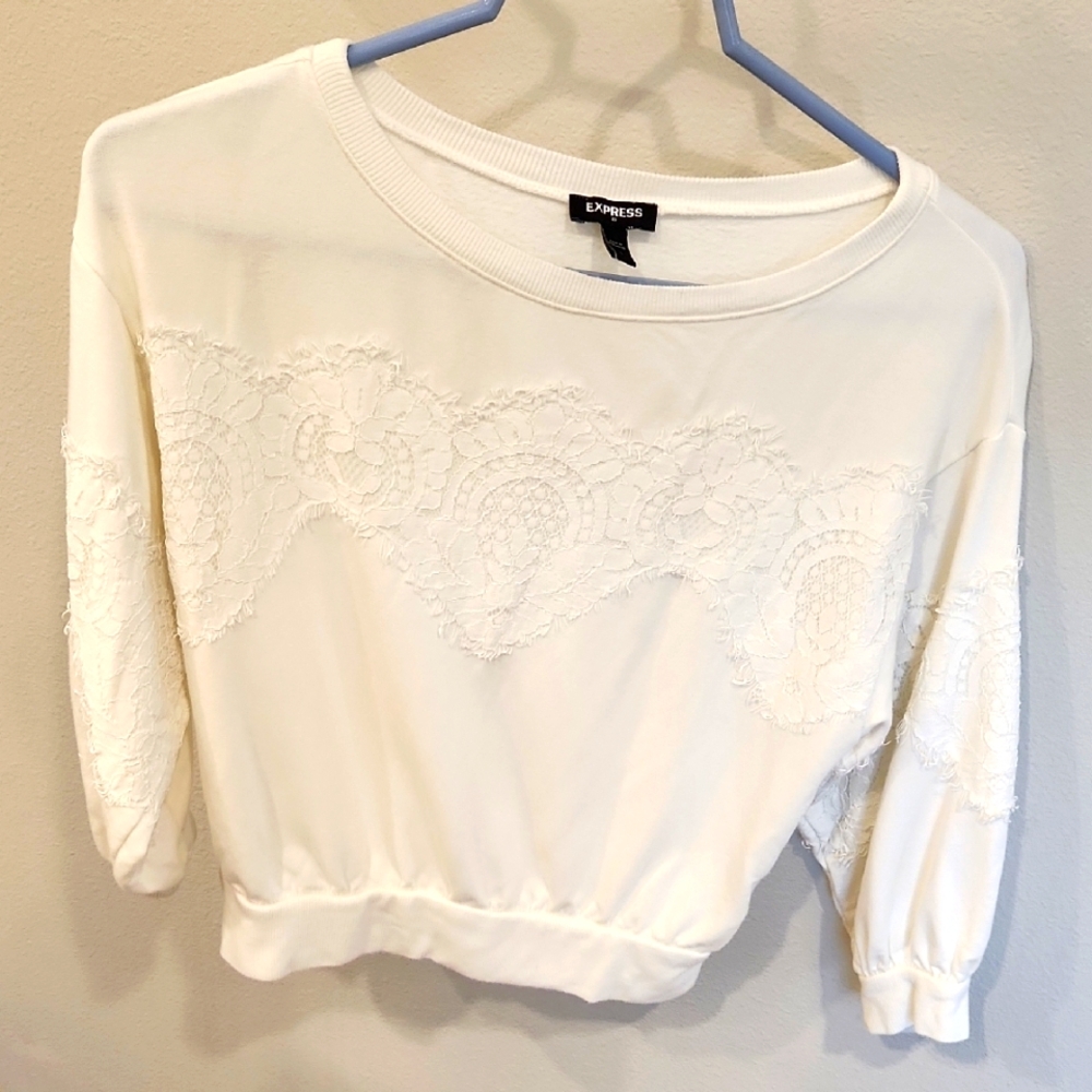 Express Women's Elegant Cropped White Lace Top Size Small